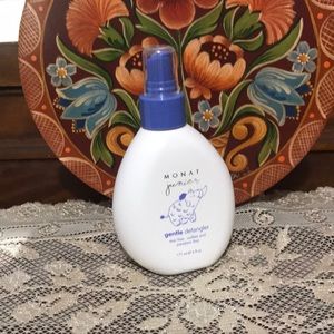NEW Monat junior gentle detangler